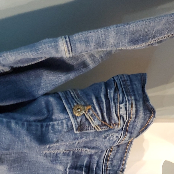 Denim jacket - Picture 6 of 10